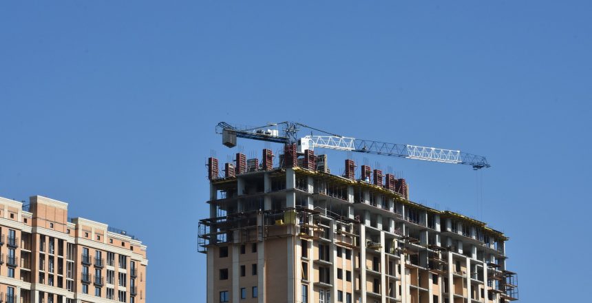 Building additional storeys on top of a block of flats